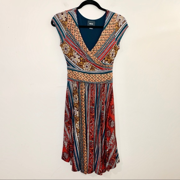 ANTHRO MAEVE Tamera Wrap Dress in Red Motif - Picture 2 of 14